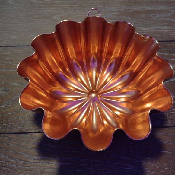 2 Vintage Copper Cooking/Baking Molds - Picture 5 of 6